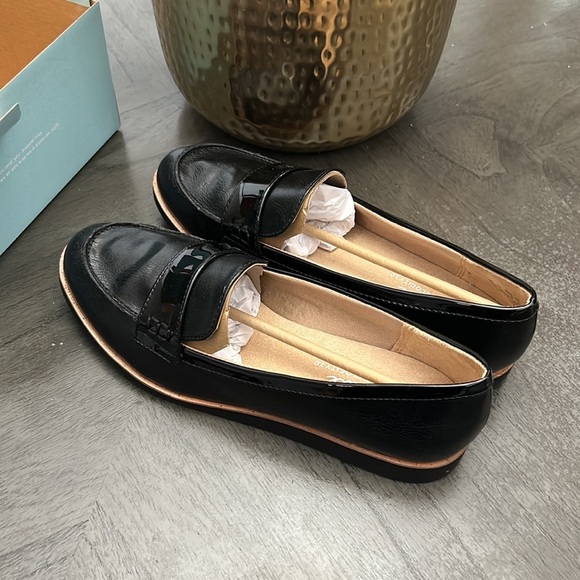 LIFESTRIDE Zee Slip-on Loafers (WIDE) - Picture 6 of 9